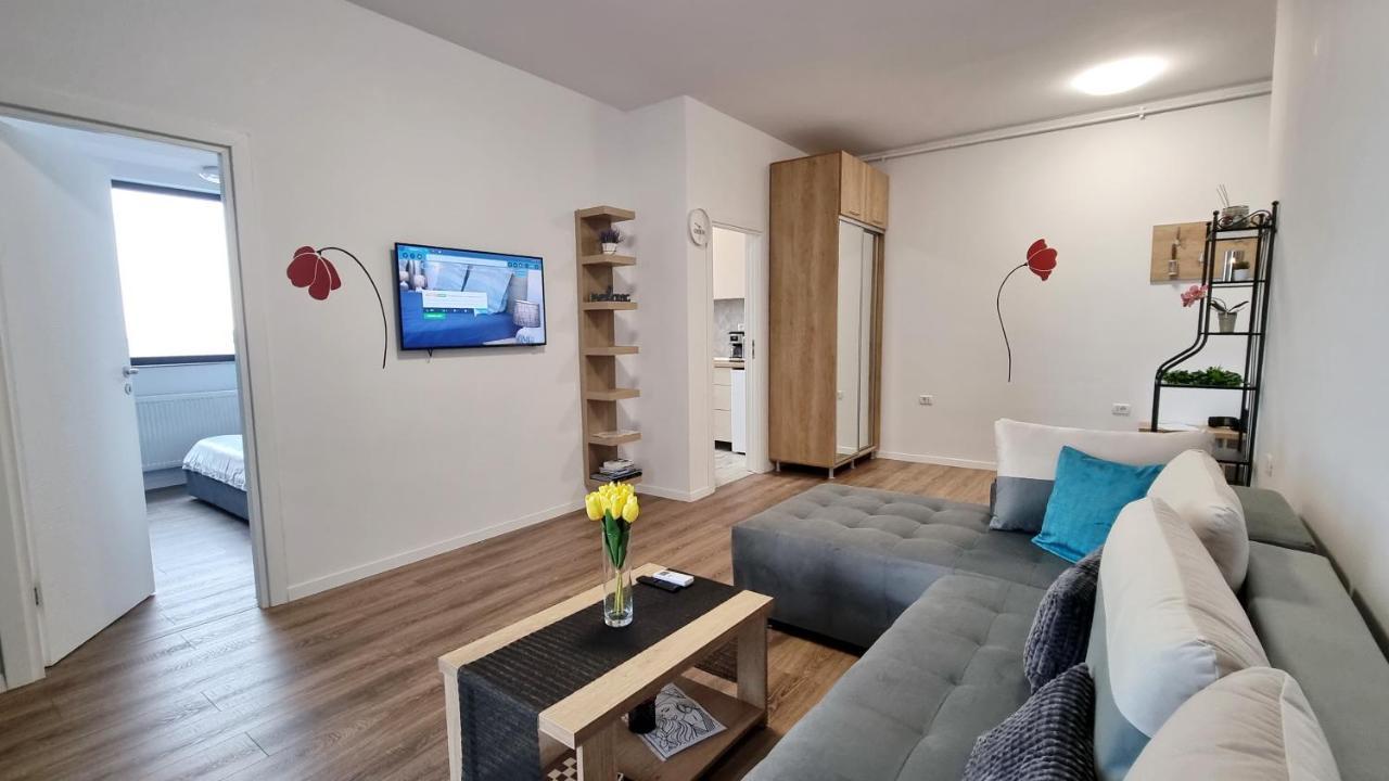 Cityapart 7 - Cazare In Mamaia Nord, Langa Plaja, Cu Vedere La Mare นาโวดาริ ภายนอก รูปภาพ