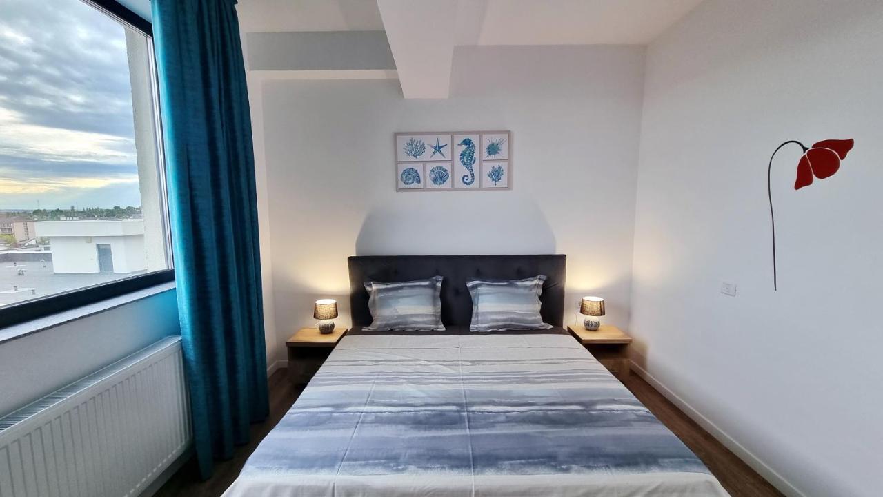 Cityapart 7 - Cazare In Mamaia Nord, Langa Plaja, Cu Vedere La Mare นาโวดาริ ภายนอก รูปภาพ
